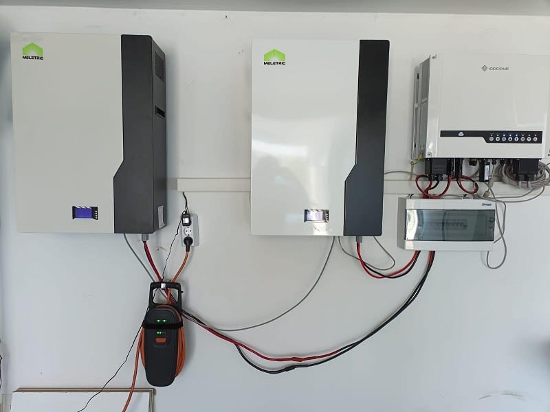 Meletric-Power-Wall-with-Goodwe-Commununicable-Inverter-mini.jpg
